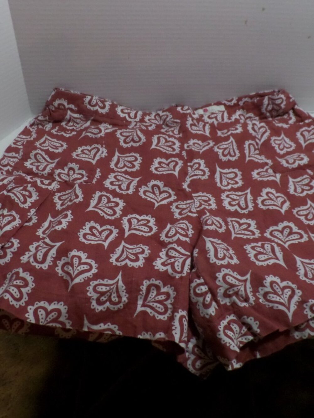 Boden Zoe Linen Shorts Rusty Red – Size 14
